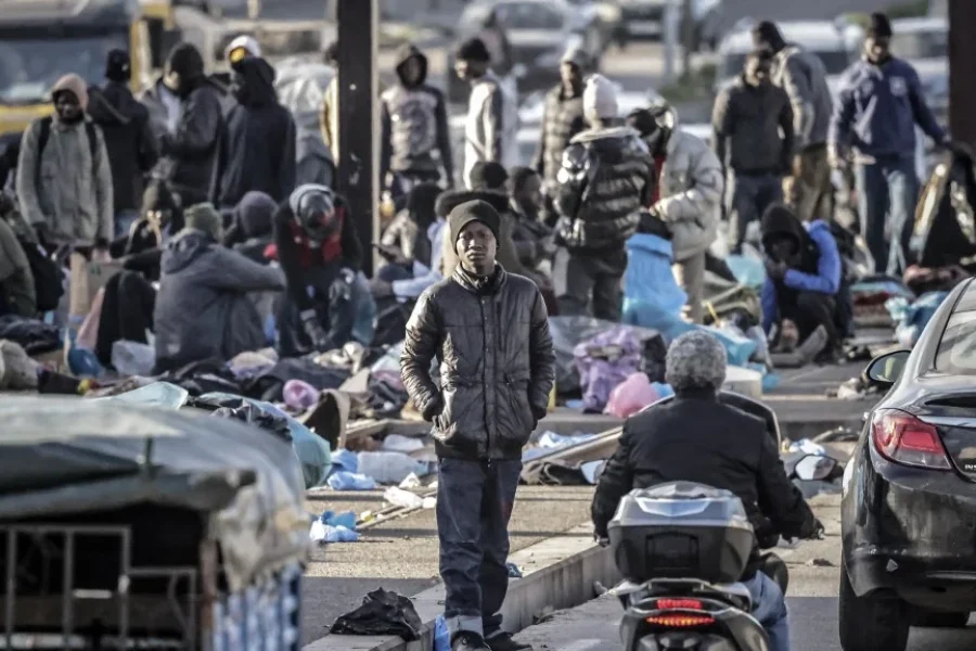 Morocco-sub-Saharan-migrants-tramway-rail-construction-Casablanca-19-January-2023-Senna-AFP.jpg